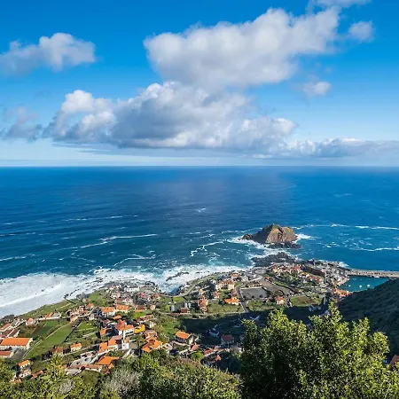 Centre By Madeira Sun Travel Апартаменты *